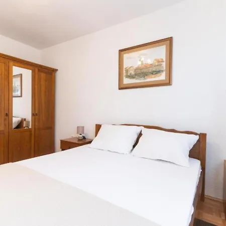Kokolo - Three Bedroom First Floor