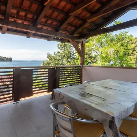 Kokolo - Three Bedroom First Floor Preko