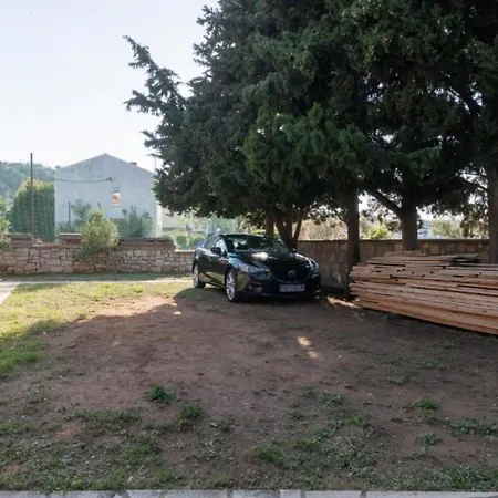 Apartment Kokolo - Three Bedroom First Floor *